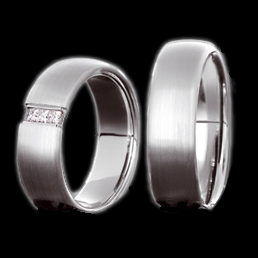 Брачни халки в бяло злато с диаманти 23