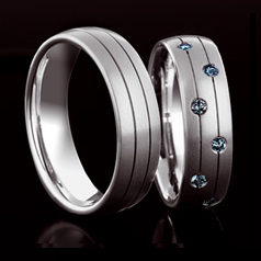 Брачни халки в бяло злато с диаманти 22