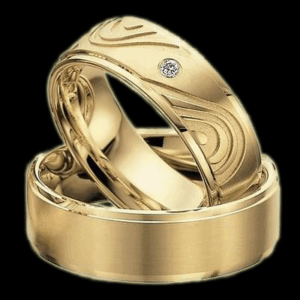 Брачни халки в жълто злато с диаманти 36